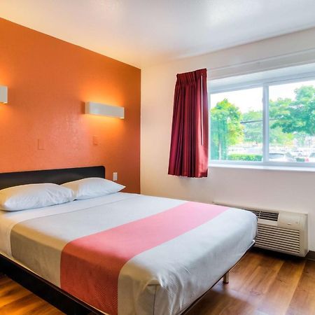 Motel 6-Arlington Heights, Il - Chicago North Central מראה חיצוני תמונה