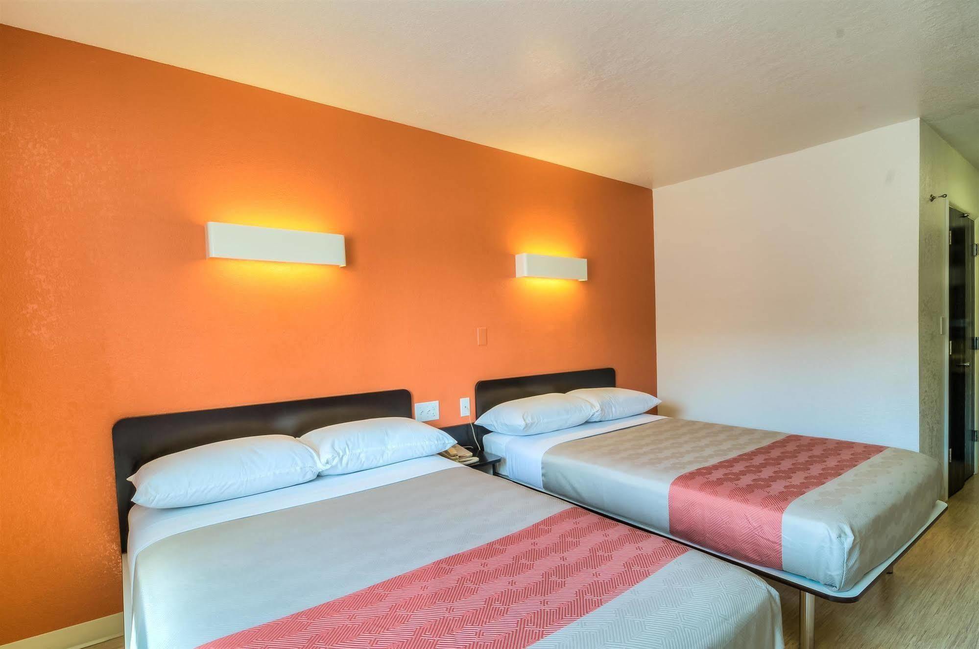 Motel 6-Arlington Heights, Il - Chicago North Central מראה חיצוני תמונה