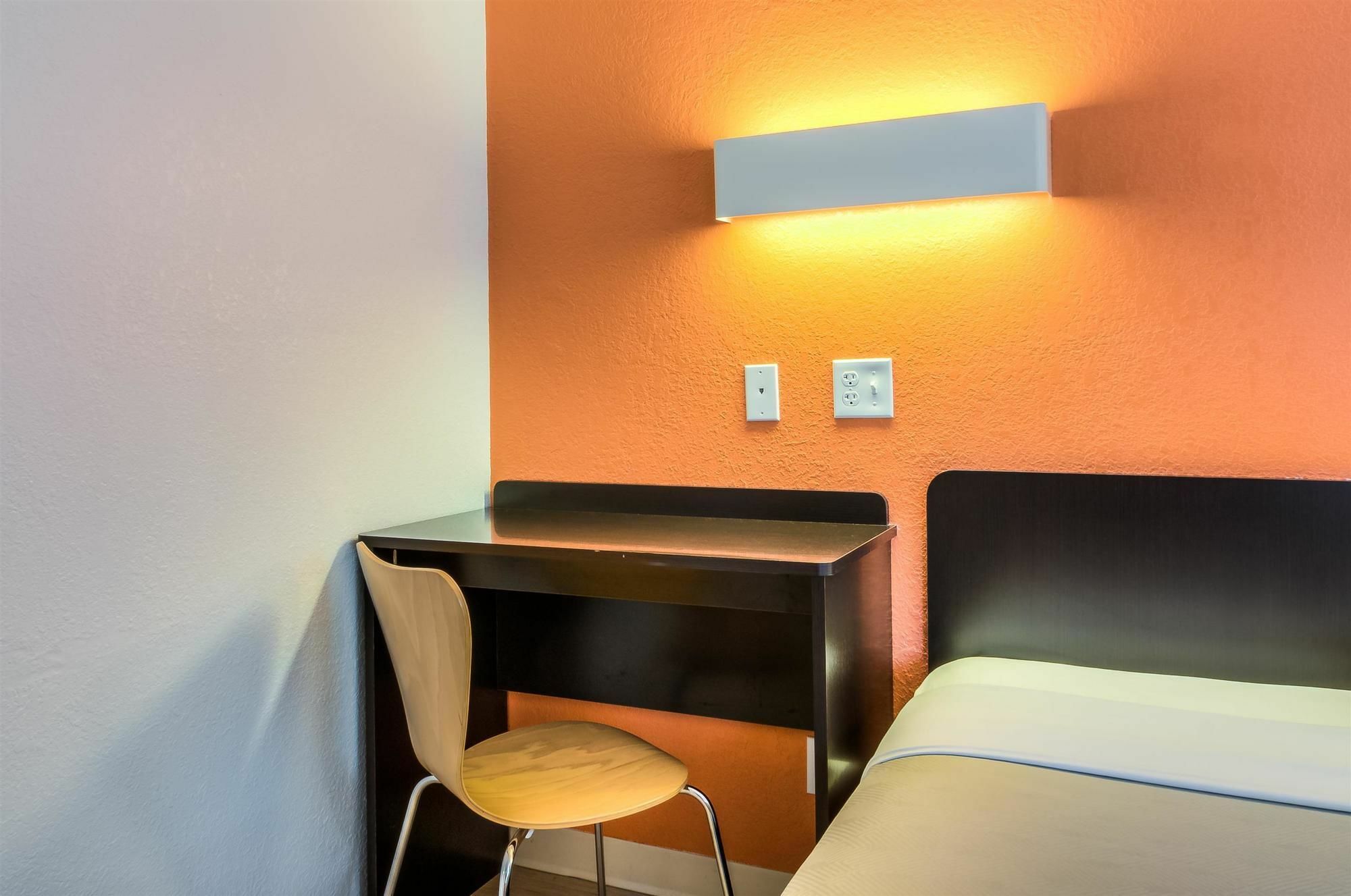 Motel 6-Arlington Heights, Il - Chicago North Central מראה חיצוני תמונה
